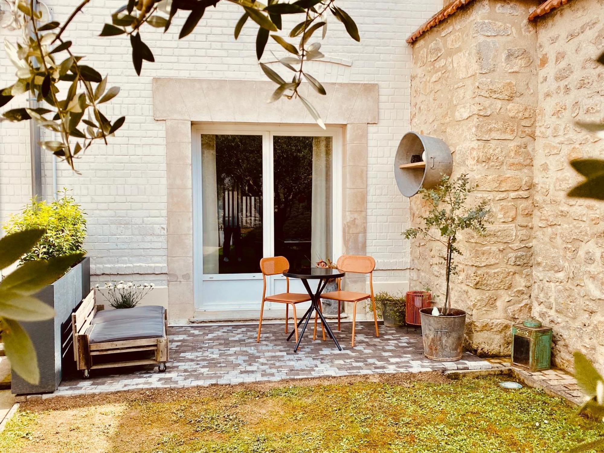 Studio D'Hotes Avec Piscine « Le Clos N°6 » Cormicy Zewnętrze zdjęcie