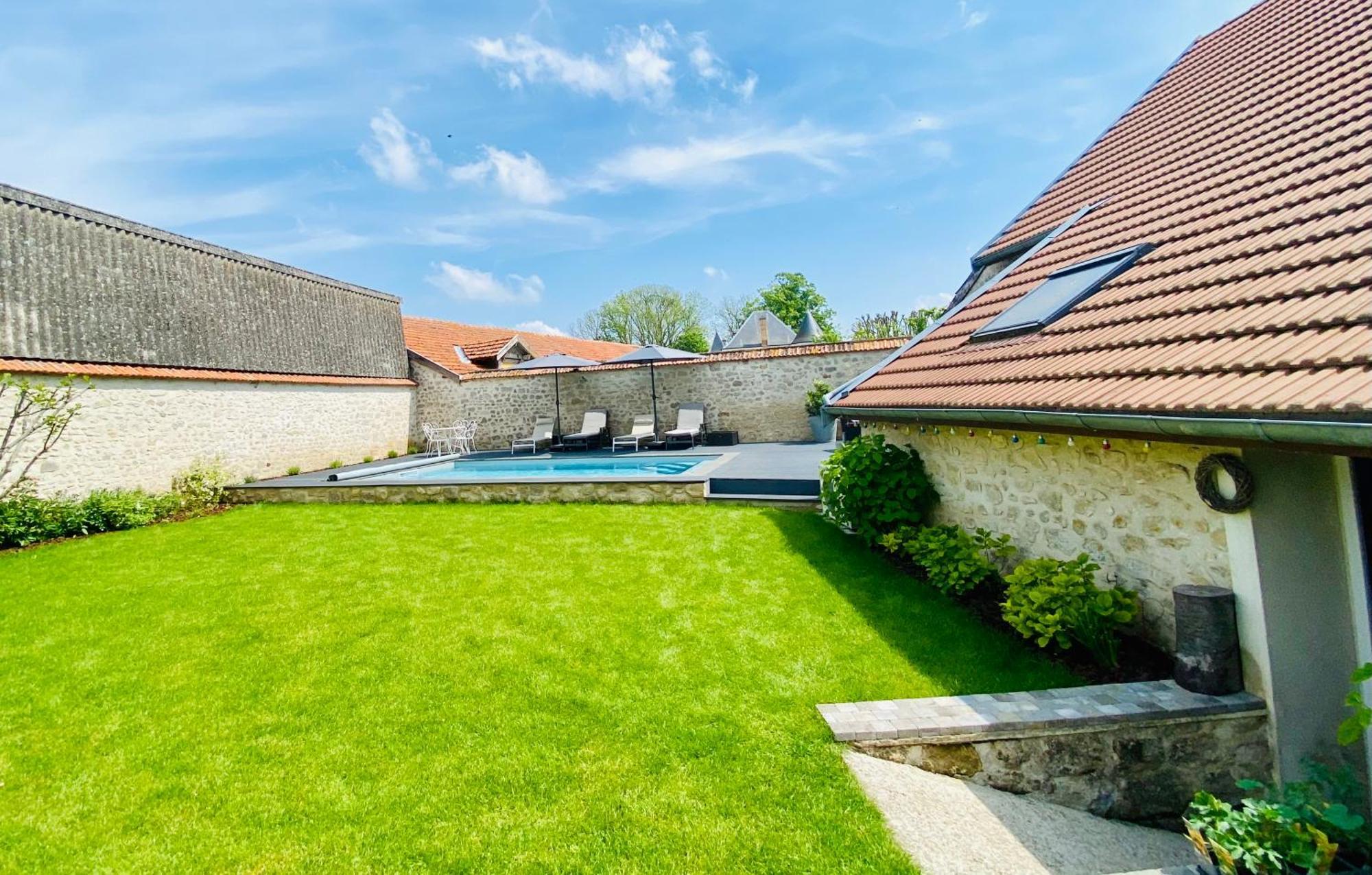 Studio D'Hotes Avec Piscine « Le Clos N°6 » Cormicy Zewnętrze zdjęcie